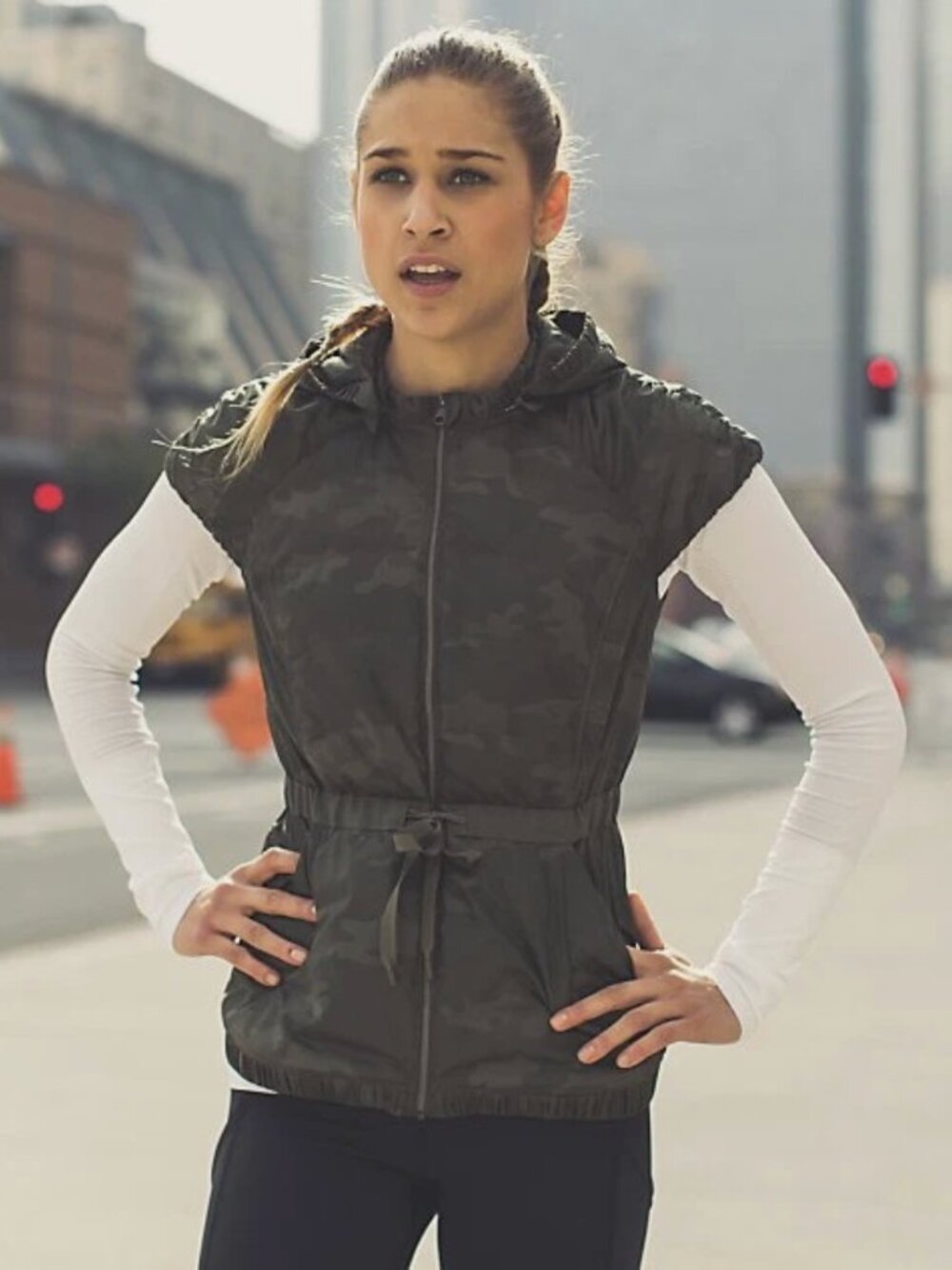 Lululemon Spring Fling Puffy Lightweight 650 Down Vest Black Camo Sz 8